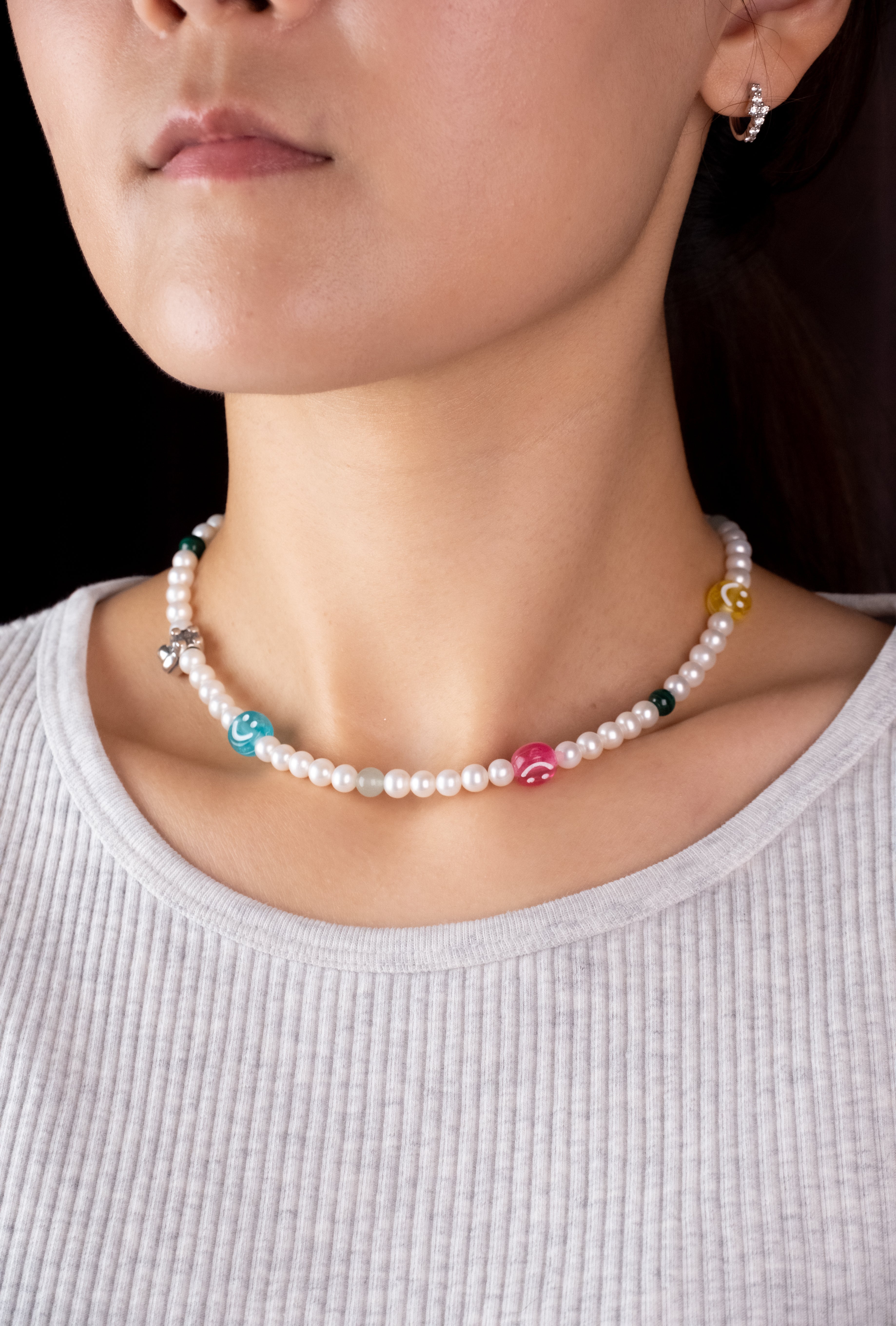 Smilie Pearl Necklace